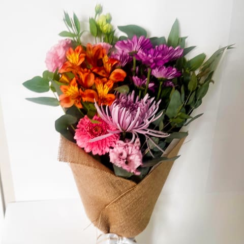 Daily Bouquet Rustic Elegance in Bloom - Standard 0