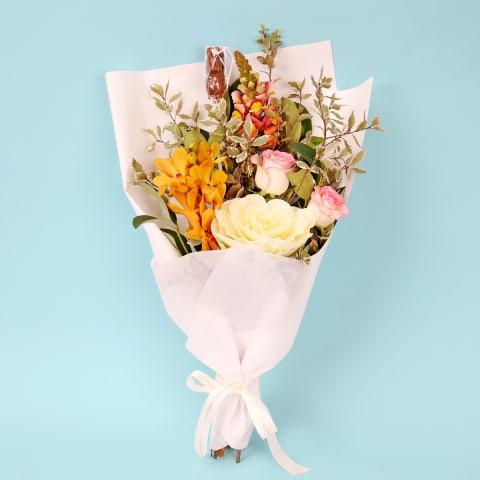 Bunnys Floral Feast - Standard 0