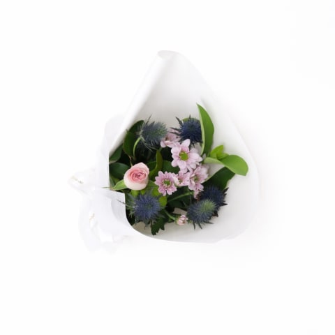 Pink Seaholly Serenade Posy - Standard 0