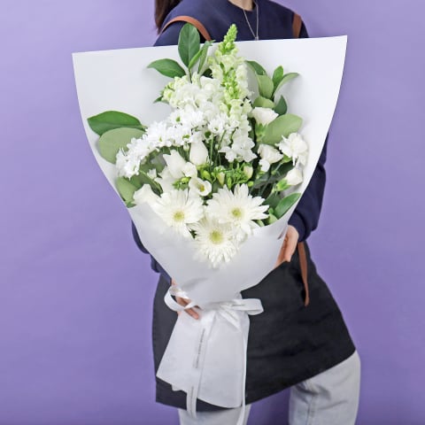 Snowfall Garden Bouquet  - Premium 1