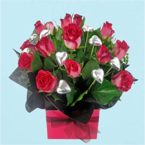 Rose And Chocolate Box  - Deluxe 0