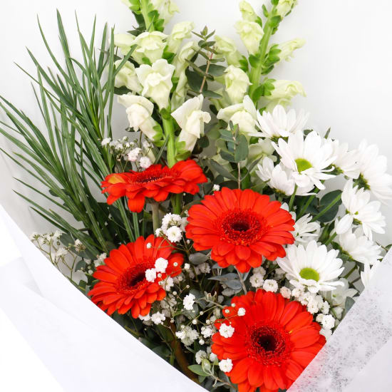 Little Garden Blooms Posy - Standard (view 5 of 5)