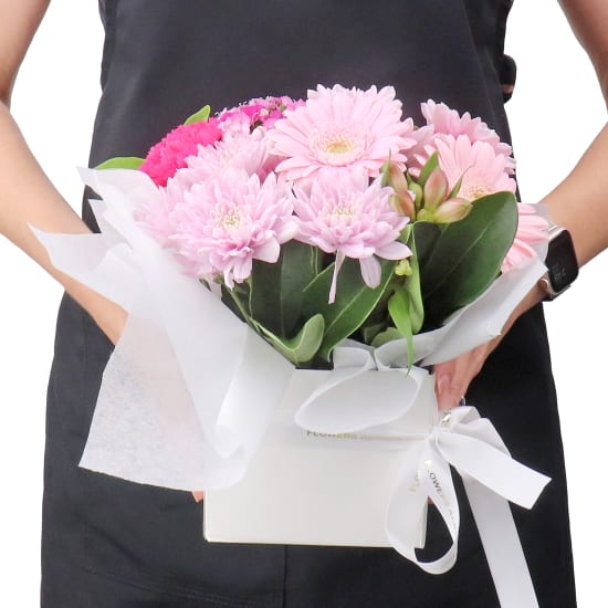 Mums Day Pink Florist Choice - Standard