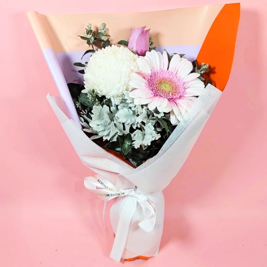 Daily Bouquet Silver Garden Glow 🌸✨ - Standard