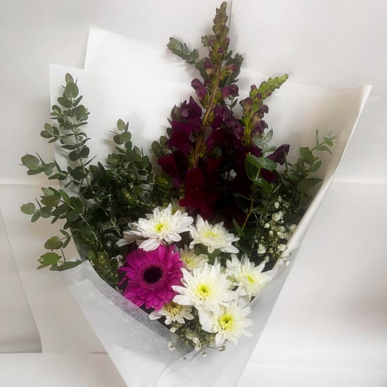 Daily Bouquet — Elegant Harmony in Every Petal - Standard