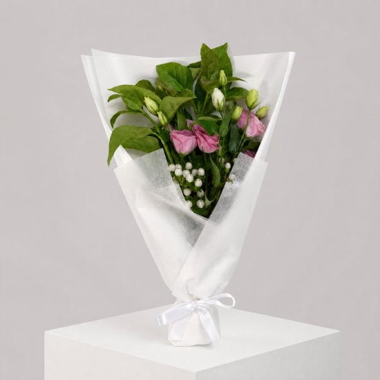 Daily Bouquet - Pink lisianthus and green sparkle - Standard