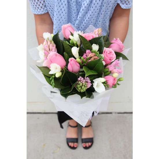 Serene Posy Box - Standard