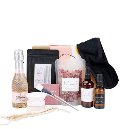 Pampering Beauty Rose Pamper Hamper - Standard