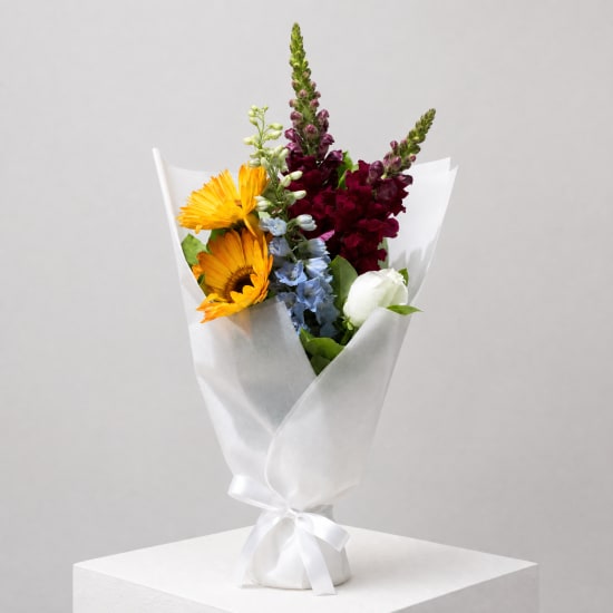 Daily Bouquet - orange shine with blue cool - Standard