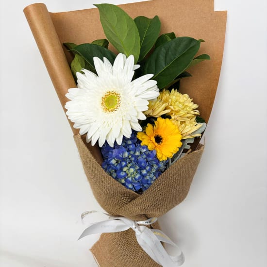 Daily Bouquet Rustic Grace in Bloom - Standard