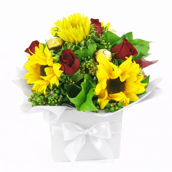 Summer Loving Ferrero Flower Box - Standard