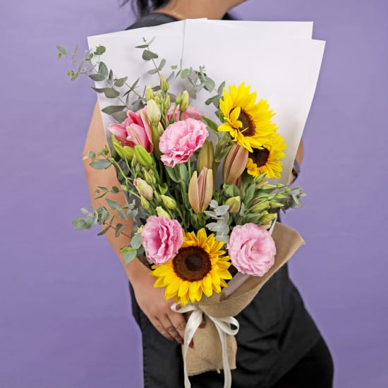 Summer Daze Flower Bouquet - Standard