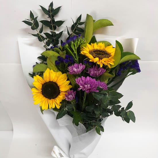 Daily Bouquet Golden Grace in Bloom ✨🌻🌸 - Standard