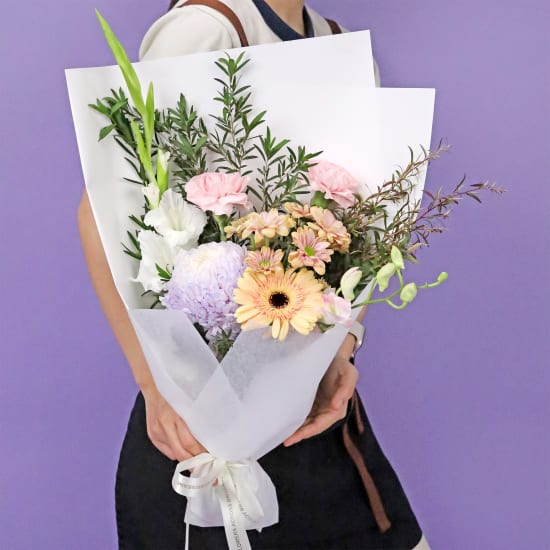 Pastel Bliss Bouquet - Standard