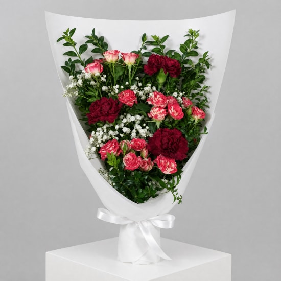Daily Bouquet - Red velvet and rose swirl - Standard