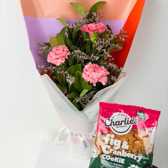 Daily Bouquet — Carnations, Misty & Fig Cookie Delight - Standard