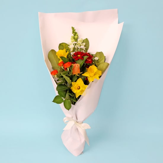 Natures Embrace Posy - Standard