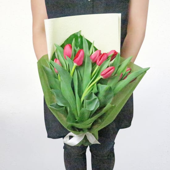 Red Tulip Bunch - Standard