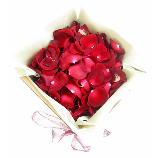 Rose Petals Gift Box - Deluxe