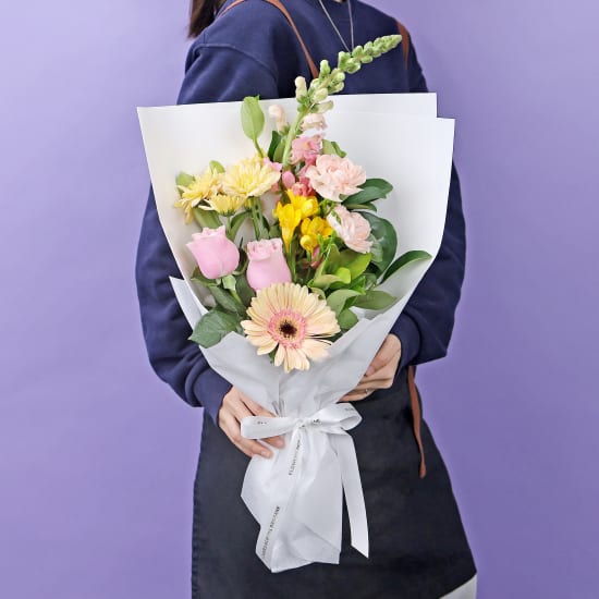 Peach Crumble Bouquet - Standard