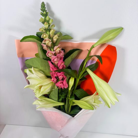 Daily Bouquet Christmas Lily Harmony - Standard