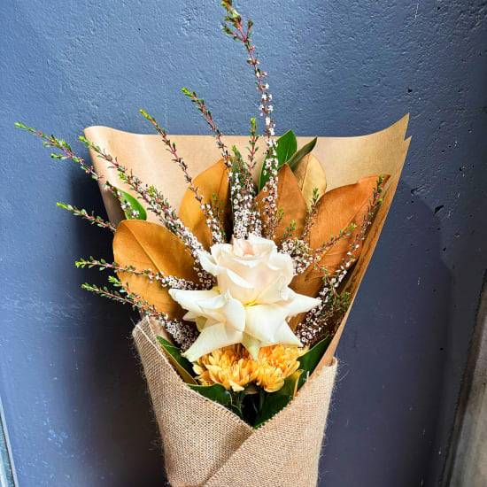 Daily Bouquet Rustic Romance in Bloom - Standard