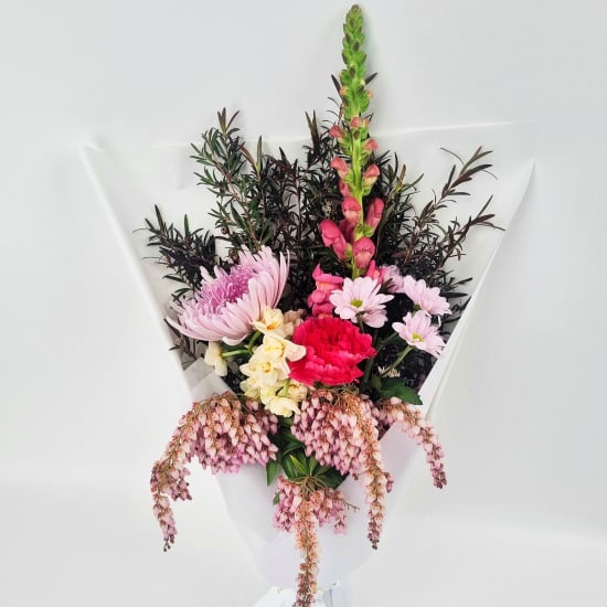 Daily Bouquet Splendour in Bloom - Standard