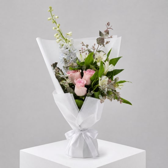 Daily Bouquet - Soft pink with purple lift - Standard