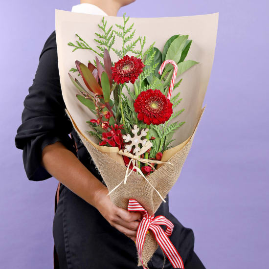 Christmas Parade Bouquet - Standard