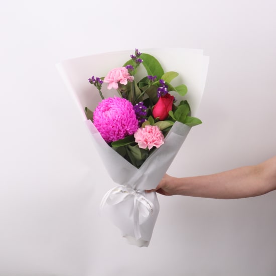 Pink Darling Delight Posy - Standard