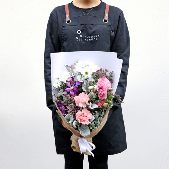 Ever So Pretty Mixed Flower Bouquet - Deluxe