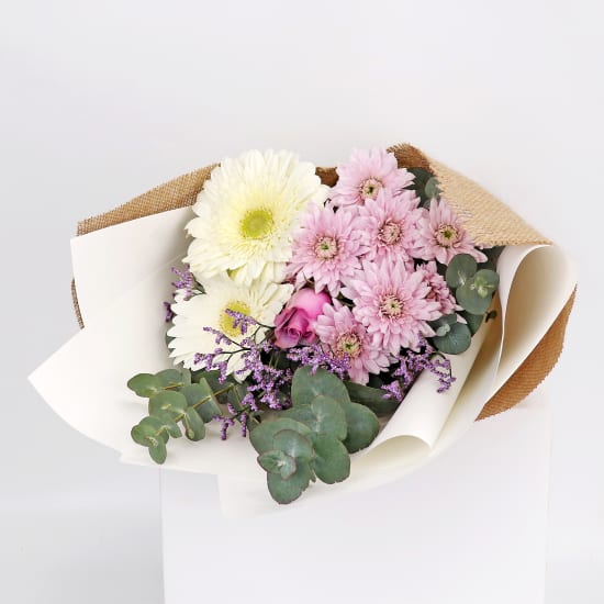 Sweet Little Petite Flower Posy  - Standard