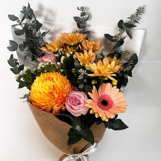 Daily Bouquet Romantic Radiance in Bloom - Standard