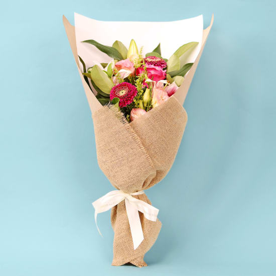 Romantic Picnic - Standard