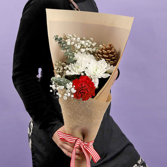 Christmas Cheer Posy - Standard