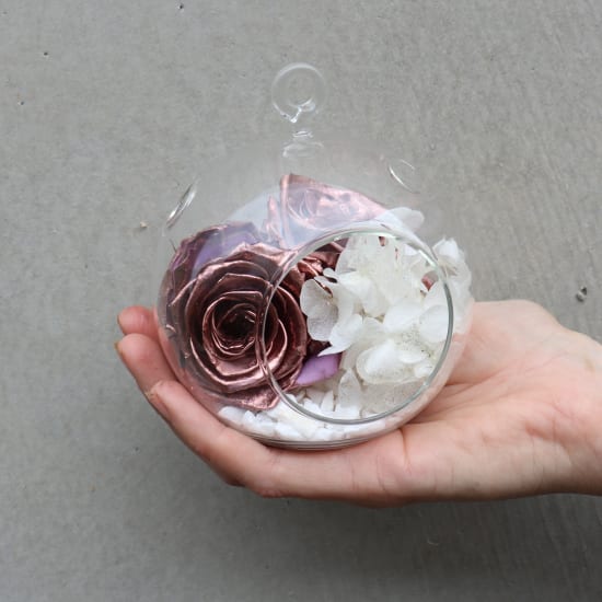 Gilded Rose Bauble – Christmas Edition - Standard