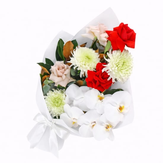 Big Blooms Beautiful Flower Bouquet - Standard