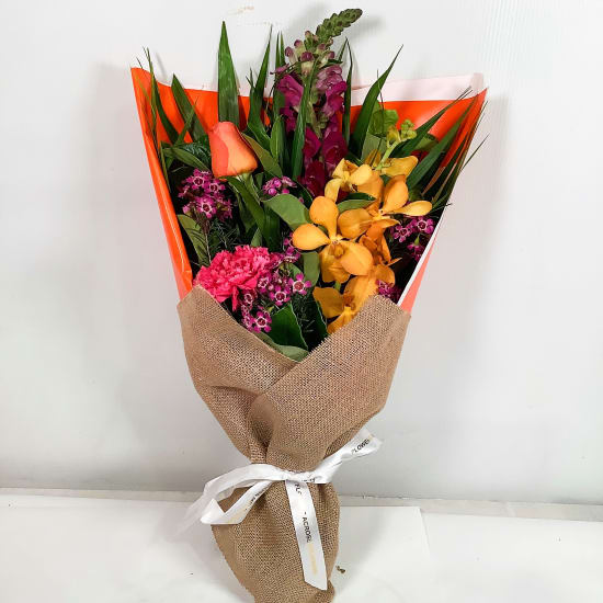 Daily Bouquet Timeless Charm - Standard