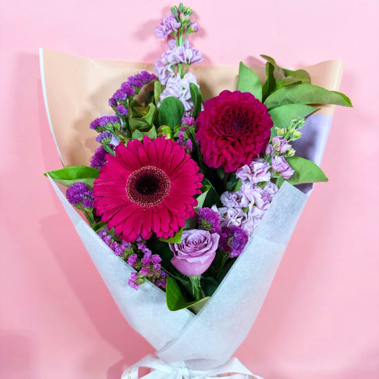 Daily Bouquet Blushing Harmony Posy 🌸✨ - Standard