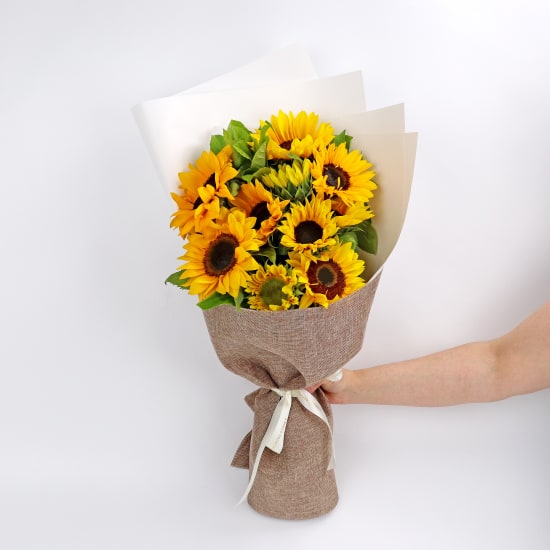 Sunflower Bunch - Deluxe (view 7 of 7)