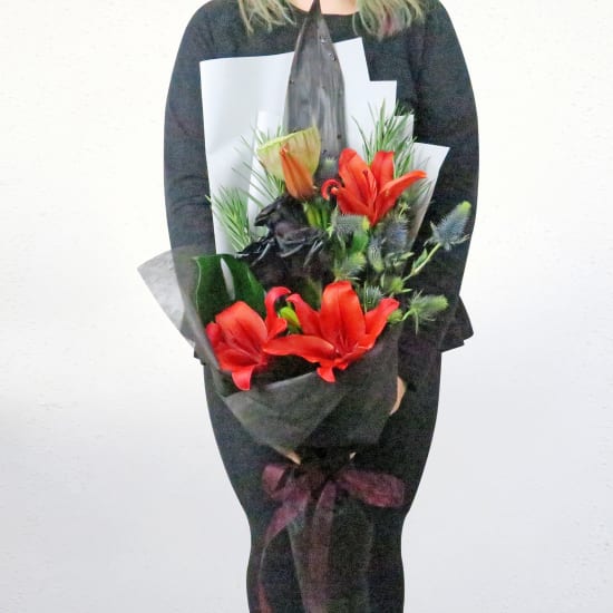 Black Swan's Bouquet - Standard