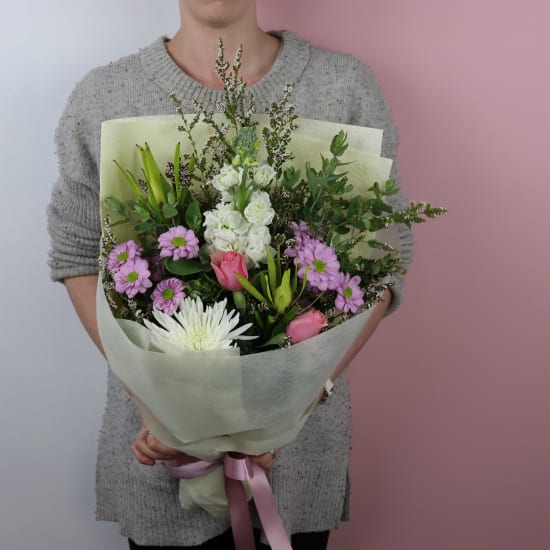 Daily Bouquet 23 Aug, 2019 - standard