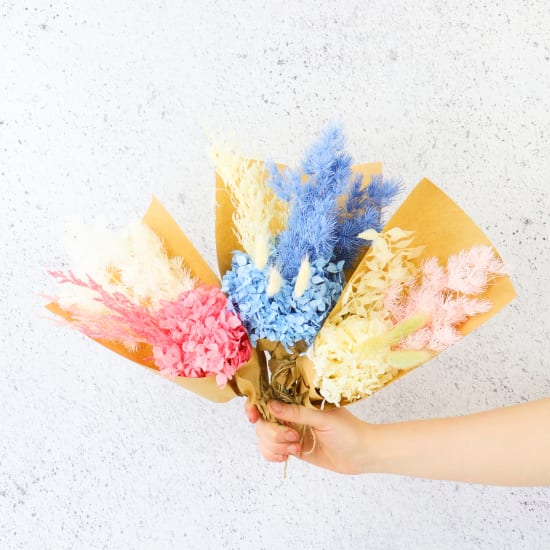 Surprise Dried Mini Posy - Standard