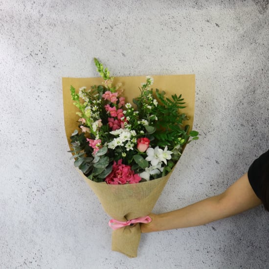 Daily Bouquet  3 Dec, 2021 - standard