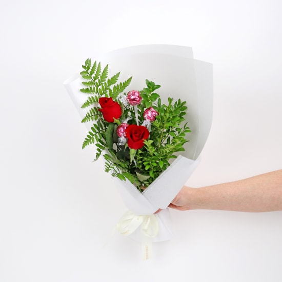 Love N' Lindt - Standard