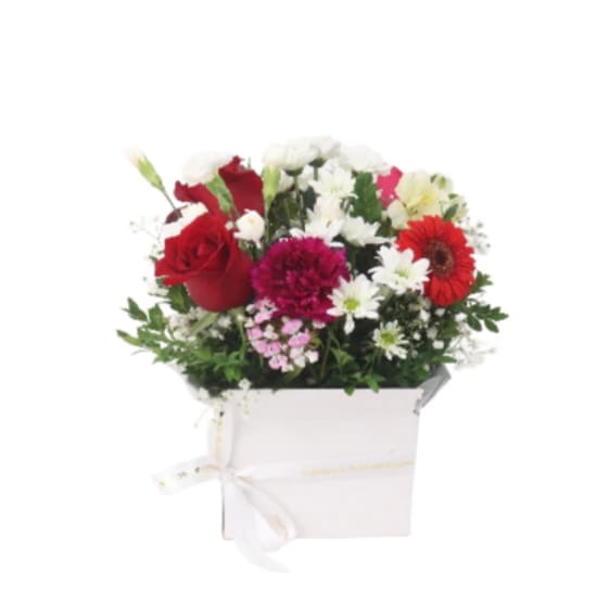 Valentine’s Flower Box – Florist’s Choice - Deluxe