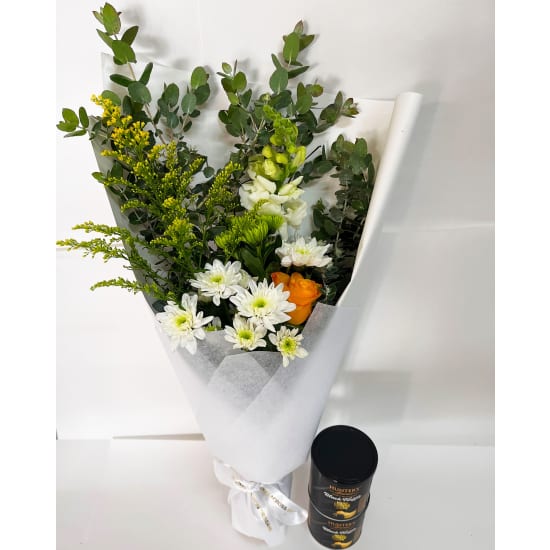 Daily Bouquet — Blooms & Chips, A Comforting Pairing - Standard