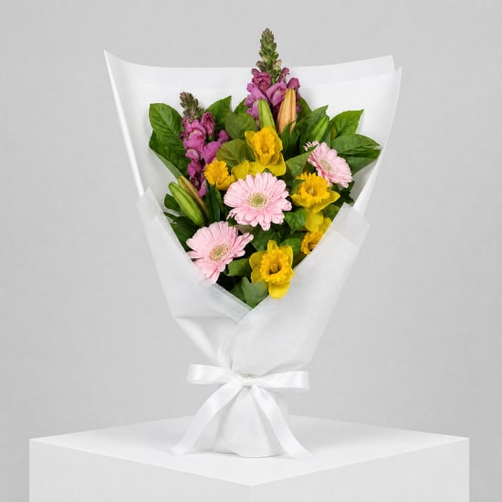 Daily Bouquet - Lavender snaps and sunny petals - Standard