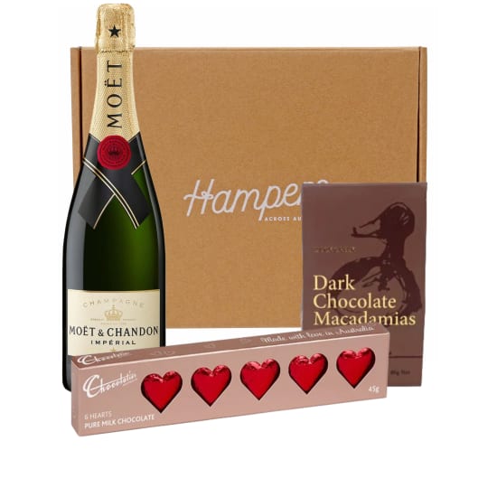 Perfect Pairing Moet Gift Hamper - Standard