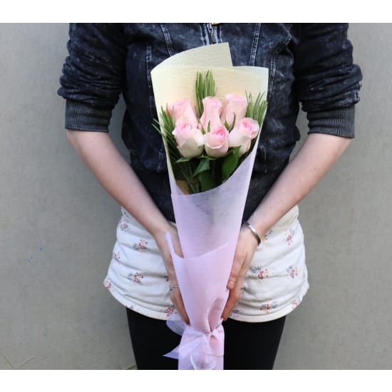 Soft Pink Rose Bunch - Standard